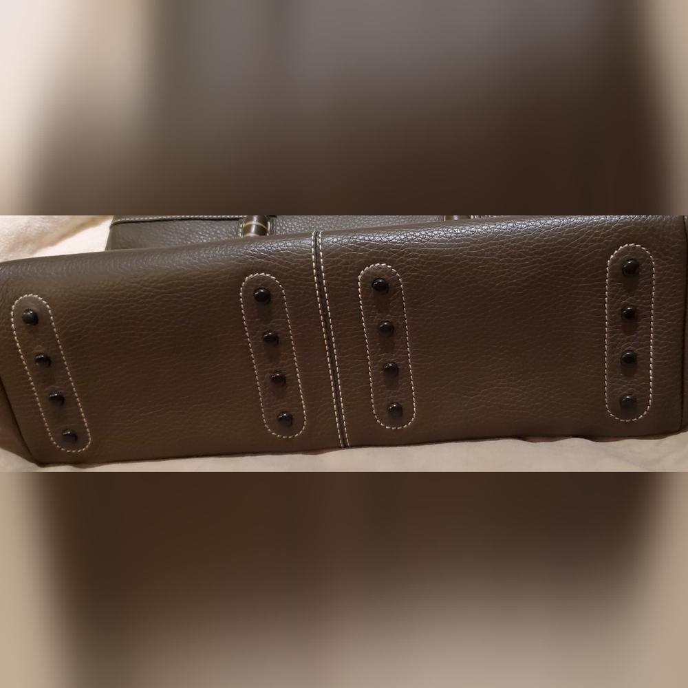 TODS LADIES HANDBAG - Picture 12 of 17